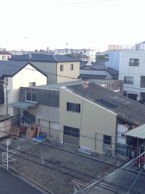 狭小住宅鉄骨３階建て