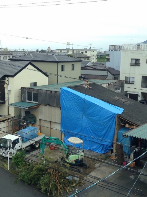 狭小住宅鉄骨３階建て