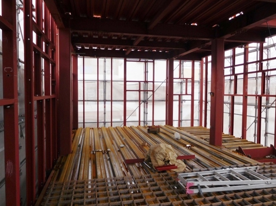 狭小住宅鉄骨３階建て