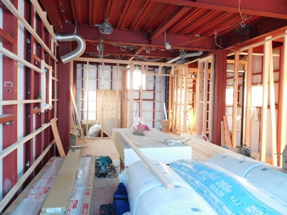 狭小住宅鉄骨３階建て